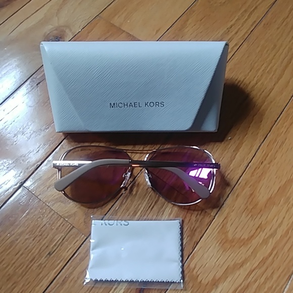 Michael Kors Sunglasses - Picture 3 of 3